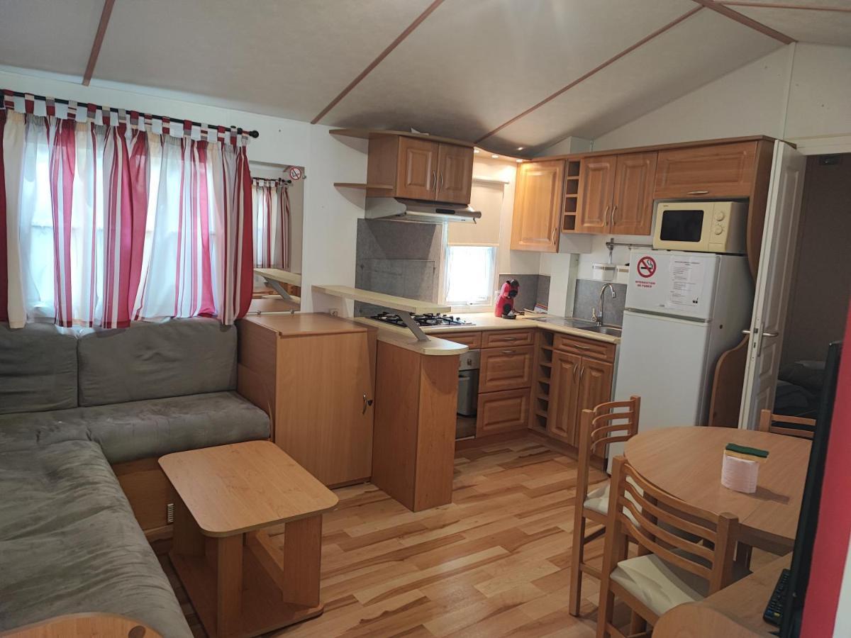 Sun Sea Camping Le Bosc Saint-Cyprien  Bagian luar foto