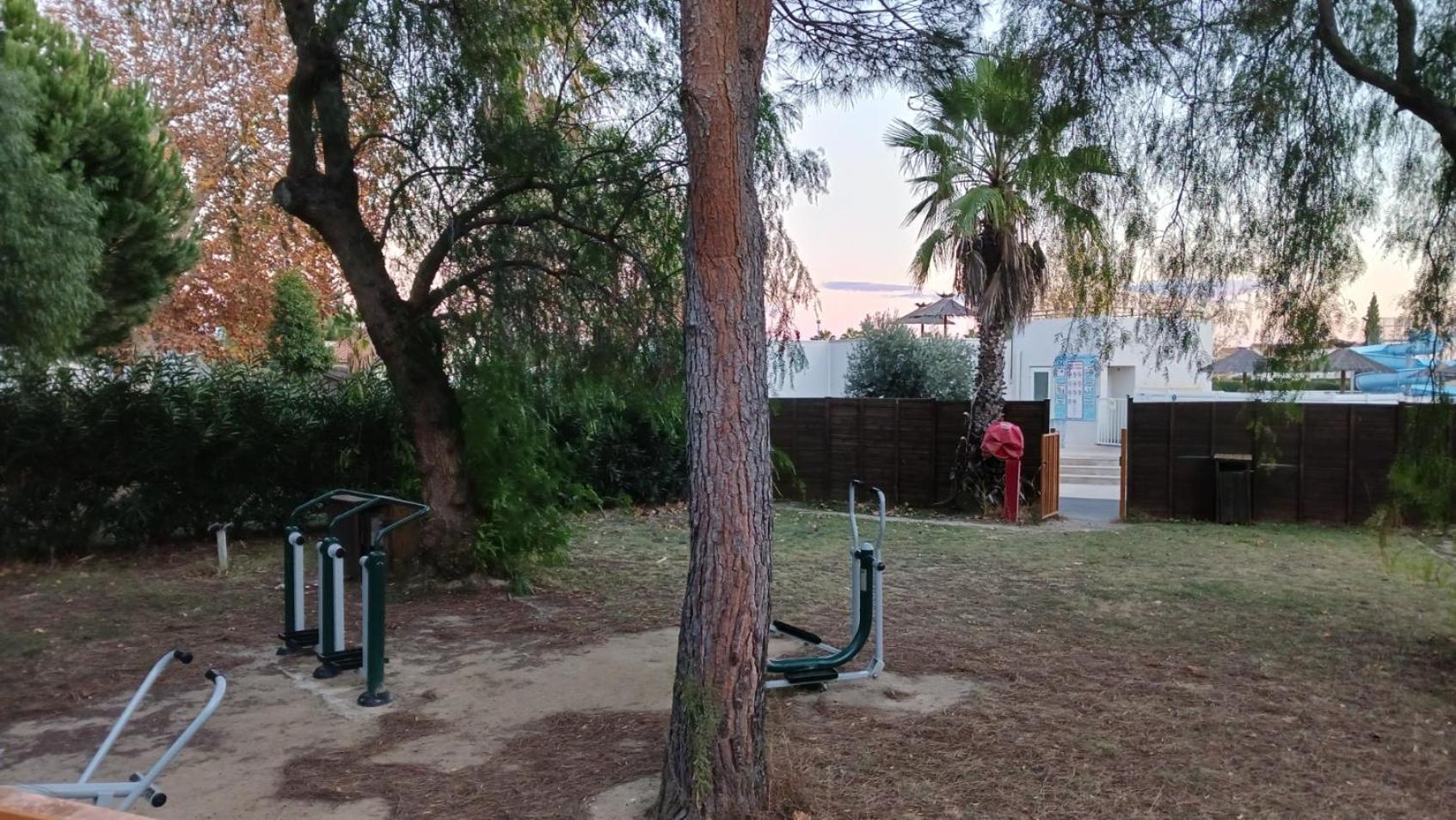 Sun Sea Camping Le Bosc Saint-Cyprien  Bagian luar foto
